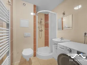 Pronájem bytu 1+kk, Praha - Černý Most, Truhlářova, 33 m2