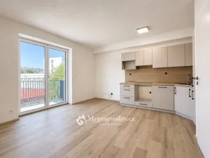 Pronájem bytu 2+kk, Znojmo, Vančurova, 42 m2