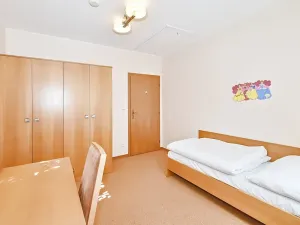 Prodej rodinného domu, Karlovy Vary, Slovenská, 162 m2