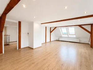 Prodej rodinného domu, Hora Svatého Šebestiána, 295 m2