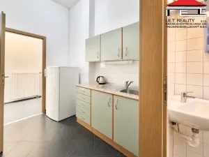Pronájem kanceláře, Brno, Starobrněnská, 86 m2