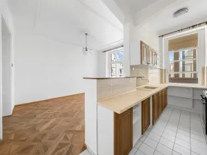 Prodej bytu 3+1, Praha - Vinohrady, Rubešova, 113 m2