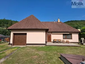Prodej rodinného domu, Pnětluky - Konětopy, 200 m2