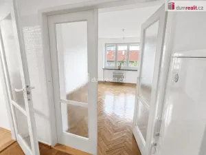 Pronájem bytu 2+1, Ústí nad Labem - Ústí nad Labem-centrum, Obránců míru, 56 m2