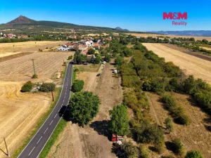 Prodej zahrady, Třebenice, 696 m2