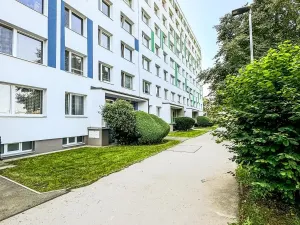 Pronájem kanceláře, Praha - Petrovice, Frostova, 17 m2