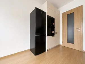 Prodej bytu 1+kk, Praha - Háje, Výstavní, 30 m2