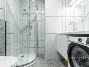 Pronájem bytu 2+kk, Praha - Prosek, Vysočanská, 45 m2