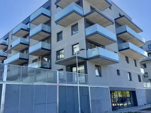 Pronájem bytu 1+kk, Praha - Prosek, Čakovická, 33 m2