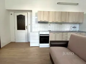 Pronájem bytu 2+kk, Písek, Preslova, 65 m2