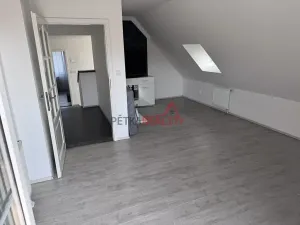 Prodej rodinného domu, Mníšek pod Brdy, Pod Skalkou, 188 m2