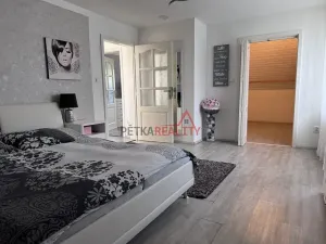 Prodej rodinného domu, Mníšek pod Brdy, Pod Skalkou, 188 m2