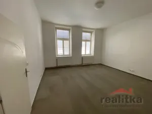 Pronájem bytu 3+kk, Opava - Předměstí, Hauerova, 104 m2