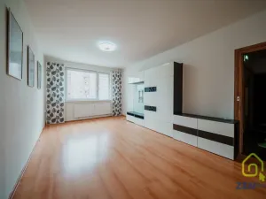Prodej bytu 3+1, Sokolov, Spartakiádní, 73 m2
