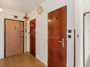 Prodej bytu 2+kk, Praha - Libeň, K Okrouhlíku, 42 m2