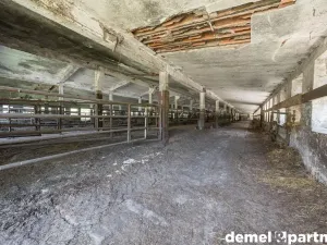Prodej zemědělského objektu, Korouhev, 1400 m2