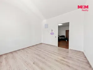 Prodej bytu 3+1, Chodov, Říjnová, 54 m2
