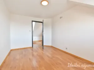 Pronájem bytu 5+1, Ořechov, Polní, 150 m2