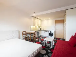 Pronájem bytu 1+kk, Praha - Vysočany, Paříkova, 29 m2
