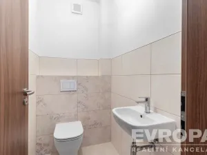 Prodej rodinného domu, Okrouhlice - Chlístov, 169 m2