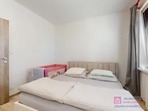 Prodej bytu 2+1, Rakvice, Družstevní, 59 m2