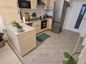 Pronájem bytu 2+kk, Praha, Na hroudě, 47 m2