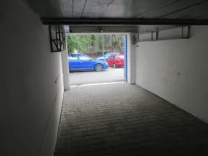 Pronájem garáže, Brno, Kneslova, 19 m2