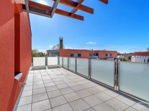 Prodej bytu 3+kk, Hradec Králové, K Meteoru, 77 m2
