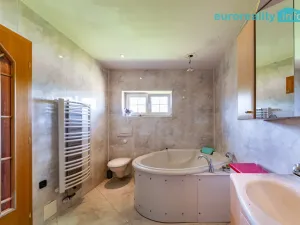 Prodej rodinného domu, Aš, Březová, 210 m2