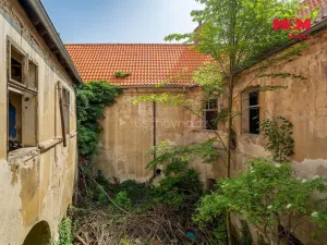 Prodej historického objektu, Zvoleněves, 5000 m2
