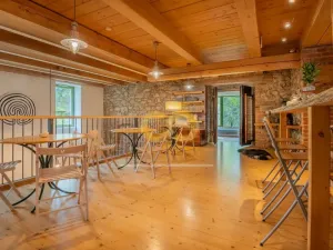 Prodej rodinného domu, Uzeničky - Černívsko, 590 m2
