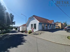 Prodej obchodního prostoru, Horní Moštěnice, 9. května, 1200 m2