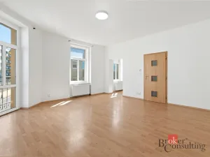 Pronájem bytu 1+kk, Děčín - Děčín II-Nové Město, Příkrá, 42 m2