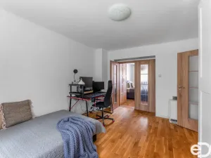 Prodej bytu 3+kk, Praha - Uhříněves, V bytovkách, 50 m2