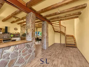 Prodej vícegeneračního domu, Heřmanice, 470 m2