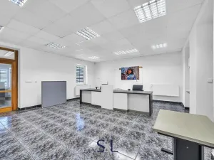 Pronájem kanceláře, Česká Lípa, Moskevská, 332 m2