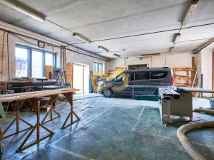 Prodej výrobních prostor, Vlachovo Březí, Plánkova, 930 m2