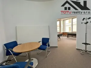 Pronájem kanceláře, Chrudim, Palackého třída, 71 m2