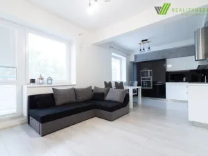 Pronájem bytu 2+kk, Hodonín, Skácelova, 58 m2