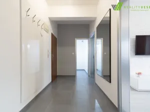 Pronájem bytu 2+kk, Hodonín, Skácelova, 58 m2