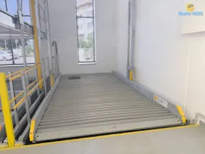 Pronájem garážového stání, Praha - Hloubětín, Kardašovská, 14 m2