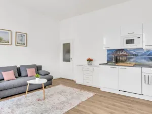 Prodej bytu 2+kk, Praha, Petrská, 42 m2