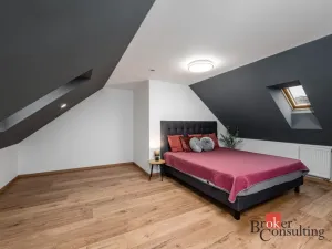 Prodej bytu 4+kk, Plzeň - Lobzy, Lobezská, 120 m2