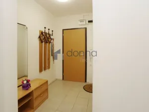 Pronájem bytu 2+kk, Praha, Ciolkovského, 41 m2