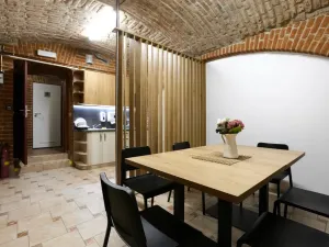 Pronájem ordinace, Praha - Holešovice, Jankovcova, 99 m2