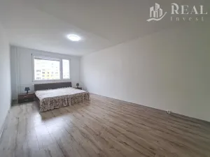 Pronájem bytu 2+1, Chomutov, Holešická, 62 m2