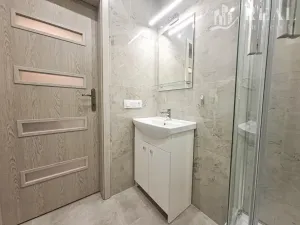 Pronájem bytu 2+1, Chomutov, Holešická, 62 m2