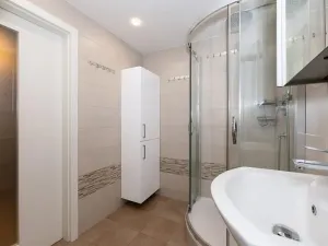 Pronájem komerční nemovitosti, Praha - Smíchov, Grafická, 29 m2