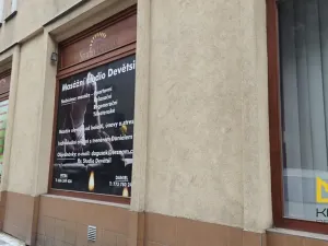 Pronájem obchodního prostoru, Praha - Žižkov, Viklefova, 9 m2