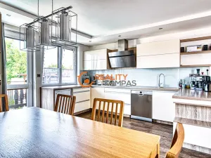 Prodej rodinného domu, Hovorany, 220 m2